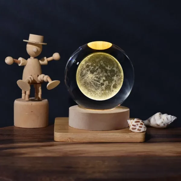 Krištáľová guľa - 3D Mesiac, drevený podstavec s podsvietením - Image 3